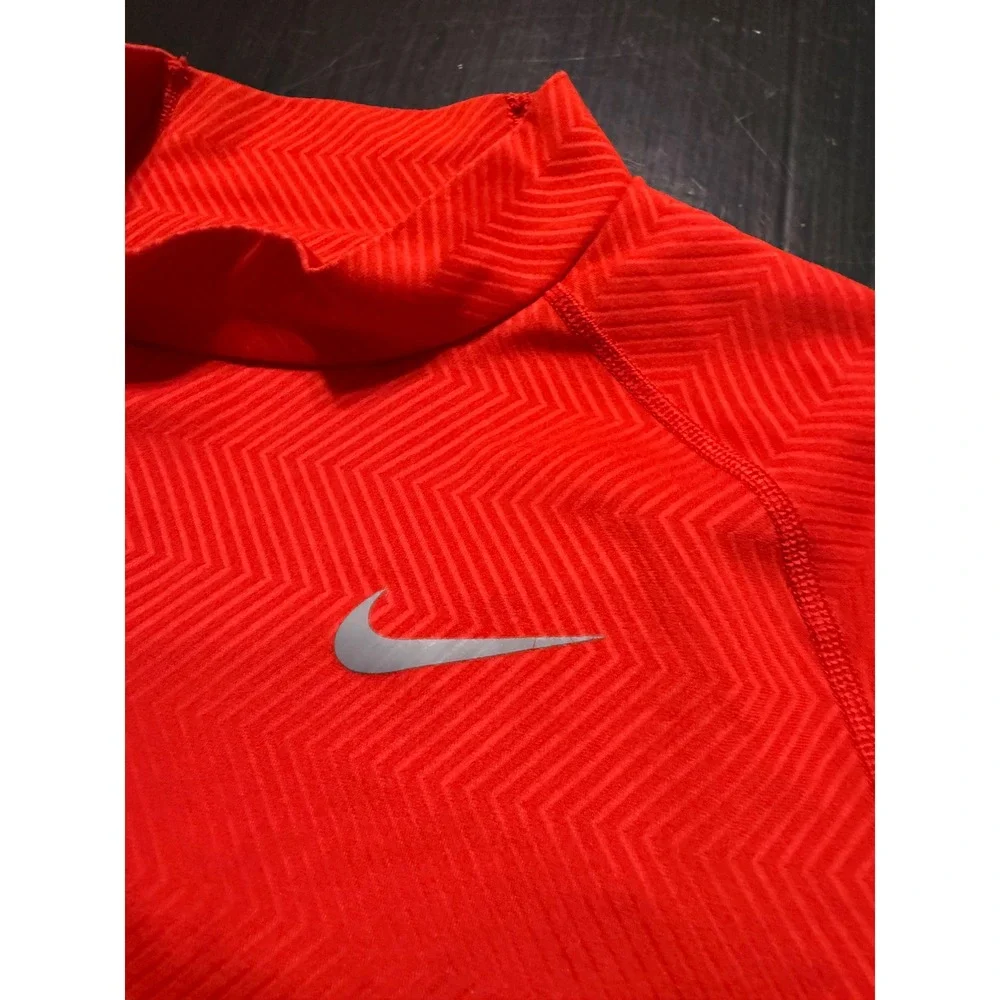 Nike Dri-FIT Mens Small Red Mock Neck Long Sleeve Chevron Training Shirt S